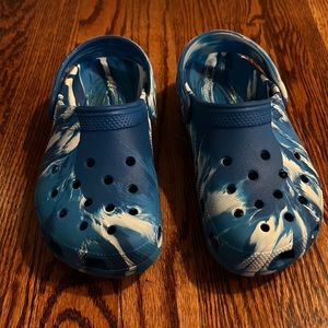 Crocs, kids classic marbled clog, indoor-youth size 3
